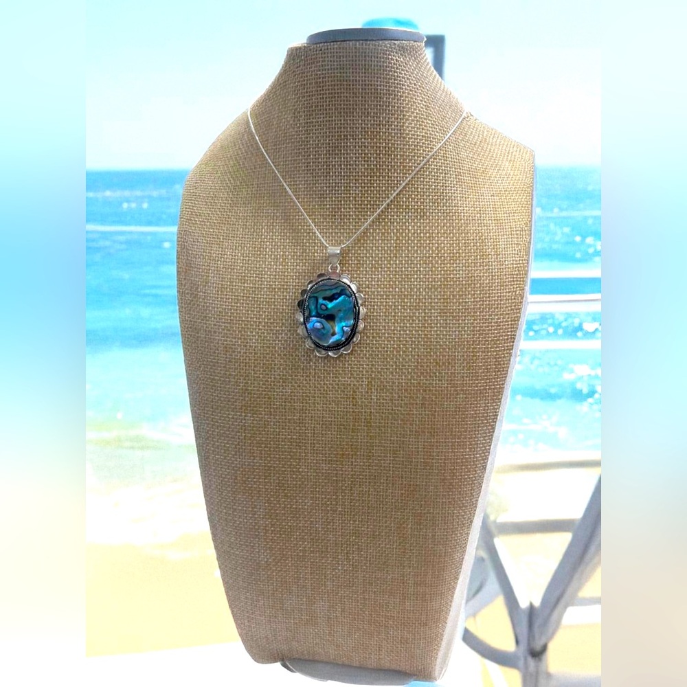 🔥💎STERLING Vintage Abalone Pendant with Chain 💎🔥